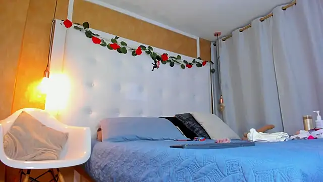 Snapshot of _evamilf_ chatting on 23, 3, 2026 evamilf online show from 23, 3, 2026