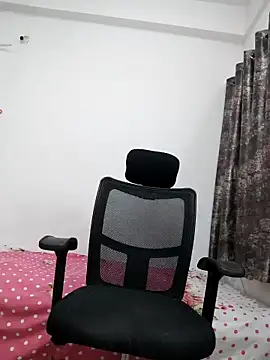 sanaya baby online show from 31, 3, 2026