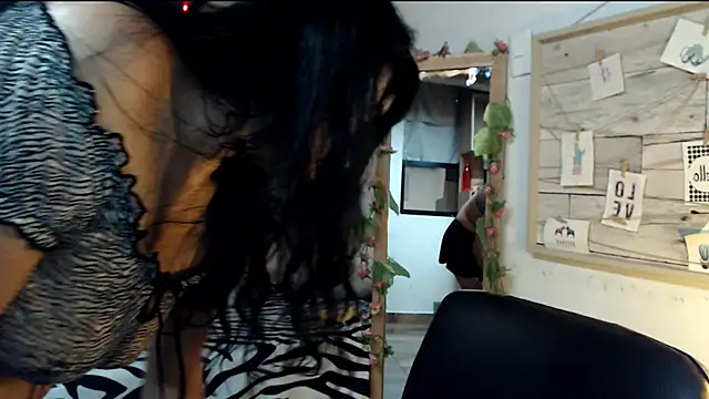 luna sky83 online show from 21, 2, 2025