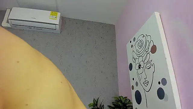 Tiffany mendez online show from 12, 3, 2026