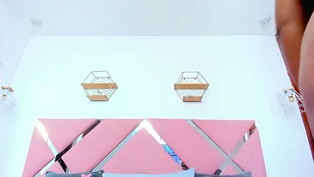 nahomygrey  online show from 8, 2, 2026