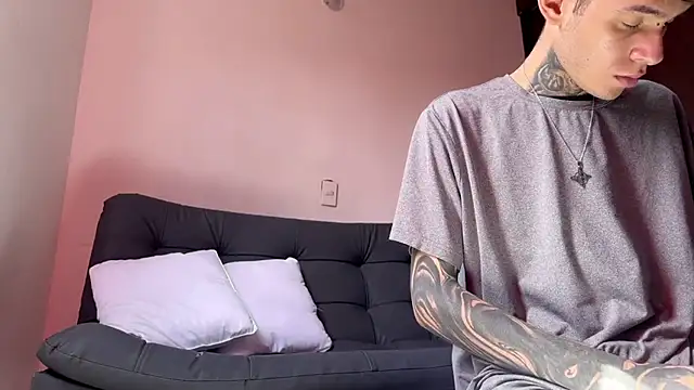 Saturno v online show from 13, 3, 2025