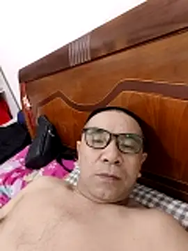 Snapshot of yjw6688 chatting on 17, 6, 2026 yjw6688 online show from 17, 6, 2026
