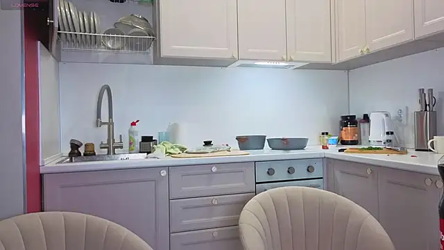 fcjuicy pussy online show from 27, 10, 2025