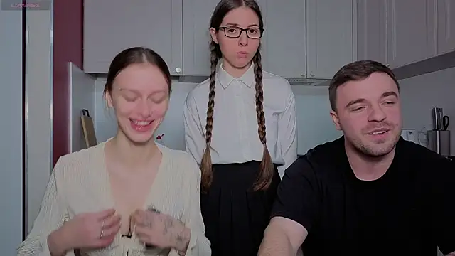 fcjuicy pussy online show from 4, 12, 2025