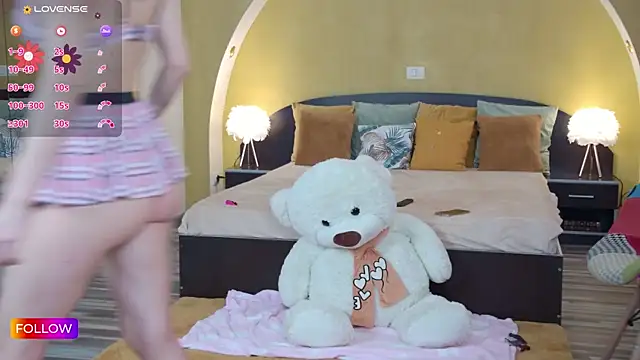 Snapshot of Sarah-Hart chatting on 17, 1, 2025 Sarah-Hart online show from 17, 1, 2025