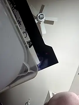 Snapshot of lit702 chatting on 13, 4, 2026 lit702 online show from 13, 4, 2026