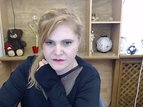 DaniellaKiss online show from 17, 3, 2026