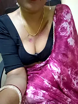 Snapshot of Roja-Telugu777 chatting on 14, 3, 2025 Roja-Telugu777 online show from 14, 3, 2025