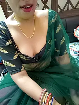 Snapshot of Roja-Telugu777 chatting on 10, 9, 2025 Roja-Telugu777 online show from 10, 9, 2025