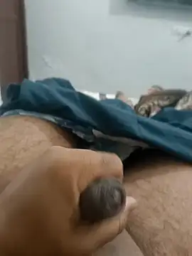 Snapshot of Gururonny07 chatting on 2, 3, 2026 Gururonny07 online show from 2, 3, 2026