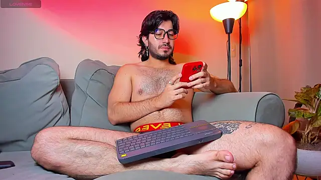 Snapshot of Ackerman_Eren_ chatting on 4, 10, 2025 Ackerman Eren  online show from 4, 10, 2025