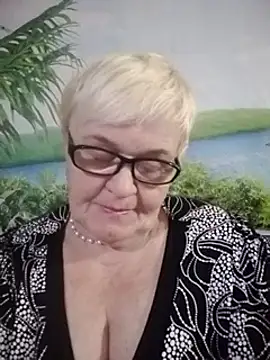 VioletSweet566 online show from 4, 12, 2024