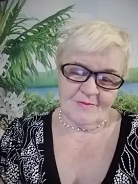 VioletSweet566 online show from 6, 12, 2024