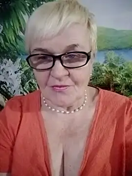 VioletSweet566 online show from 7, 12, 2024