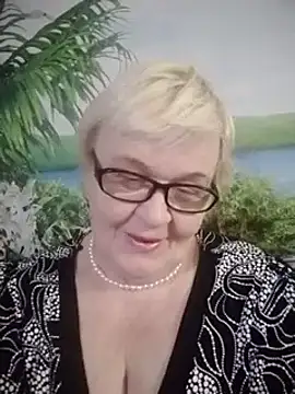 VioletSweet566 online show from 20, 1, 2025