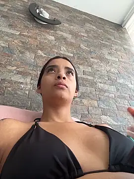 Laura fernandezII online show from 2, 3, 2026