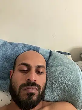 islandvybee55 online show from 31, 1, 2025