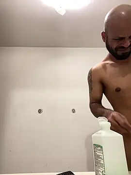 islandvybee55 online show from 2, 3, 2025