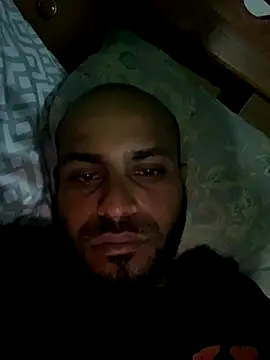 islandvybee55 online show from 4, 11, 2025