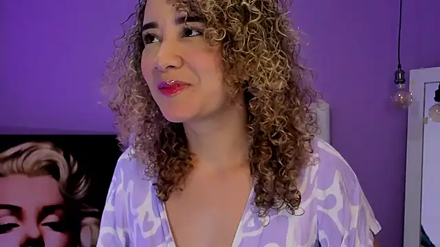 Snapshot of Charlotte11-11 chatting on 5, 3, 2026 Charlotte11-11 online show from 5, 3, 2026