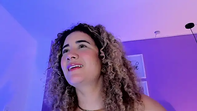 Snapshot of Charlotte11-11 chatting on 10, 3, 2026 Charlotte11-11 online show from 10, 3, 2026