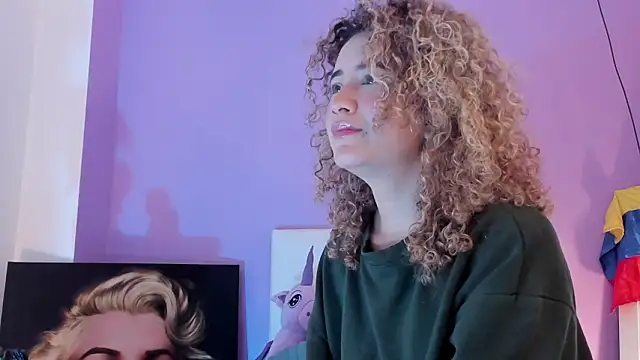 Snapshot of Charlotte11-11 chatting on 18, 3, 2026 Charlotte11-11 online show from 18, 3, 2026