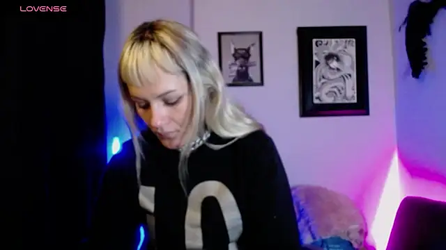 kim jeins11 online show from 16, 10, 2025