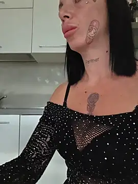 cicciolina online show from 21, 11, 2025