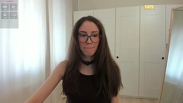 snowiie online show from 10, 10, 2025