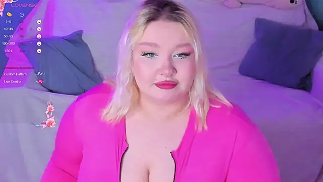 LilyBelll online show from 23, 2, 2025