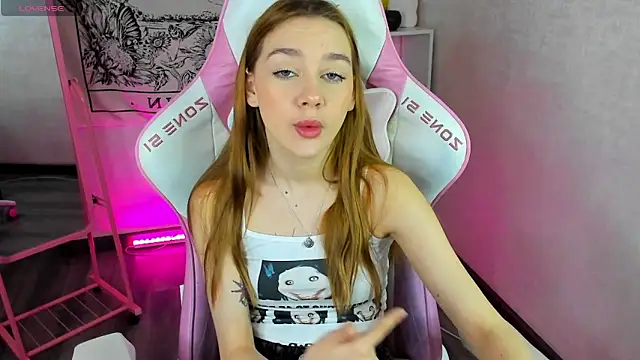 Lesi Moonie01 online show from 22, 3, 2025