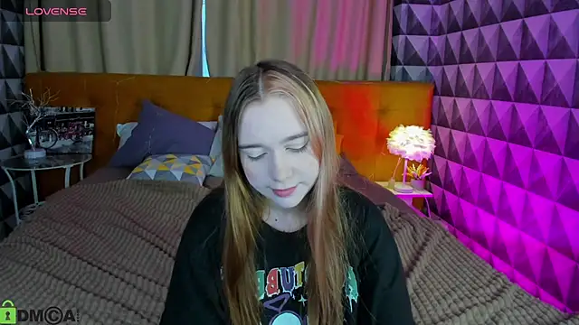 Lesi Moonie01 online show from 18, 9, 2025