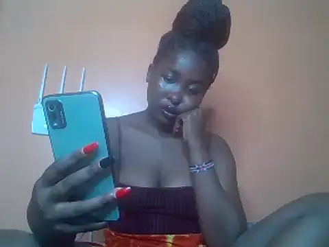 Snapshot of Moonfades chatting on 31, 1, 2025 Moonfades online show from 31, 1, 2025