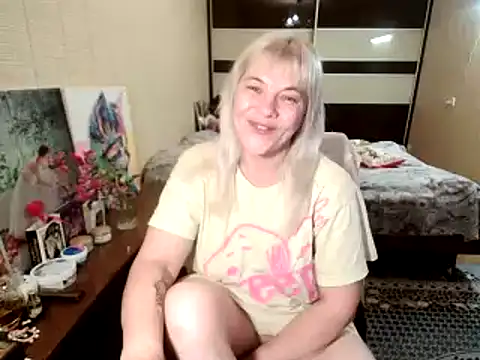Lia Laguna77 online show from 10, 7, 2026