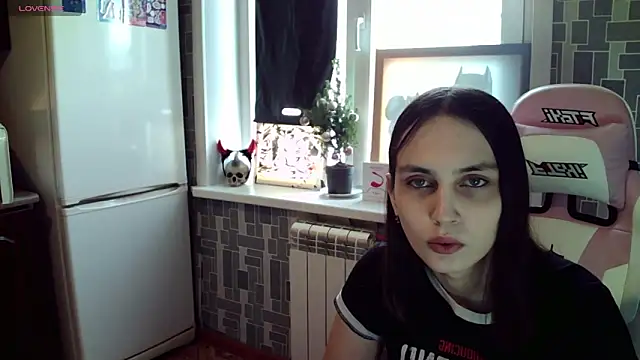 Snapshot of BlackHe4rts_ chatting on 13, 1, 2025 BlackHe4rts  online show from 13, 1, 2025