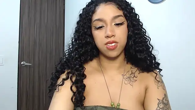 Snapshot of barbara_falcons chatting on 3, 5, 2026 barbara falcons online show from 3, 5, 2026