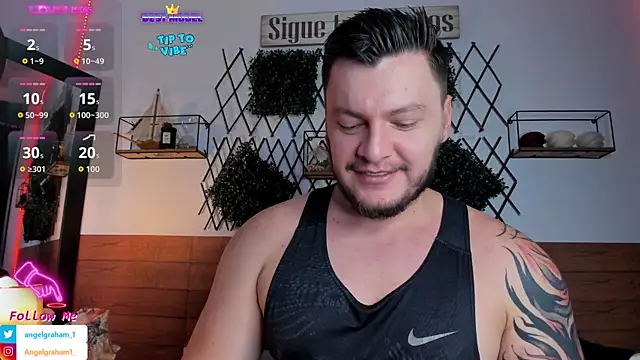 Snapshot of Angelgraham_1 chatting on 10, 4, 2026 Angelgraham 1 online show from 10, 4, 2026