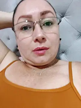 Snapshot of milly_sanchez chatting on 17, 5, 2026 milly sanchez online show from 17, 5, 2026