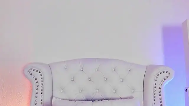 GabyPetit online show from 6, 4, 2026