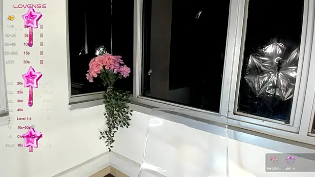 Snapshot of Megan_Lim chatting on 10, 1, 2025 Megan Lim online show from 10, 1, 2025