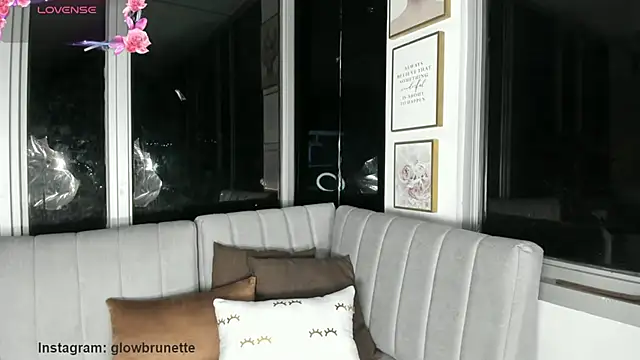 Snapshot of Megan_Lim chatting on 3, 2, 2025 Megan Lim online show from 3, 2, 2025