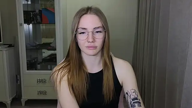 littlevildevil online show from 2, 12, 2024