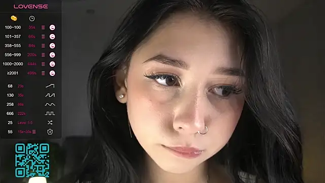 AislyEmbury online show from 18, 10, 2025