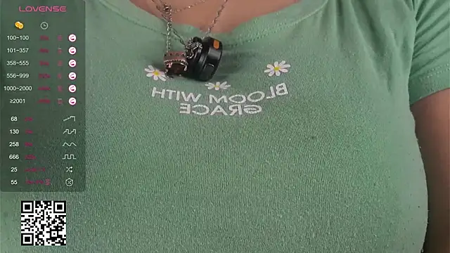 AislyEmbury online show from 29, 10, 2025