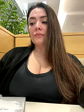 Sophie Eaton online show from 27, 10, 2025