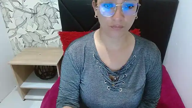 sarax ximena online show from 23, 12, 2025