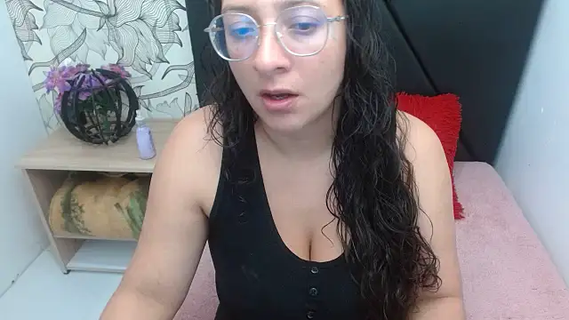 Snapshot of sarax_ximena chatting on 15, 5, 2026 sarax ximena online show from 15, 5, 2026