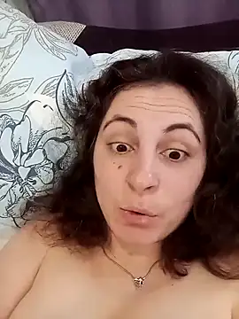 ShelaDiass online show from 12, 4, 2026