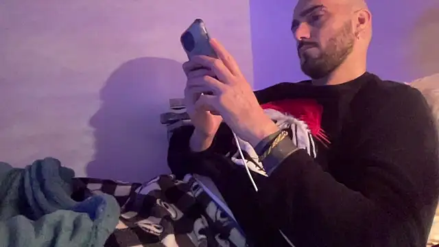 Snapshot of alessandromori91 chatting on 6, 1, 2026 alessandromori91 online show from 6, 1, 2026